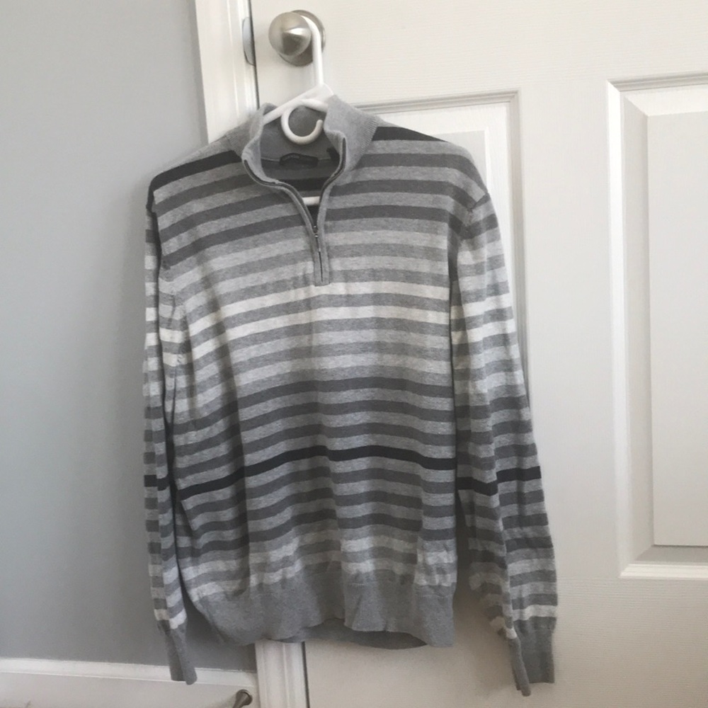 Van Heusen Quarter Zip - Large